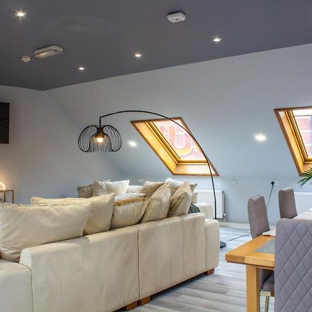 The Loft At Utopia Penthouse By M-Groupsa Swansea Exterior photo